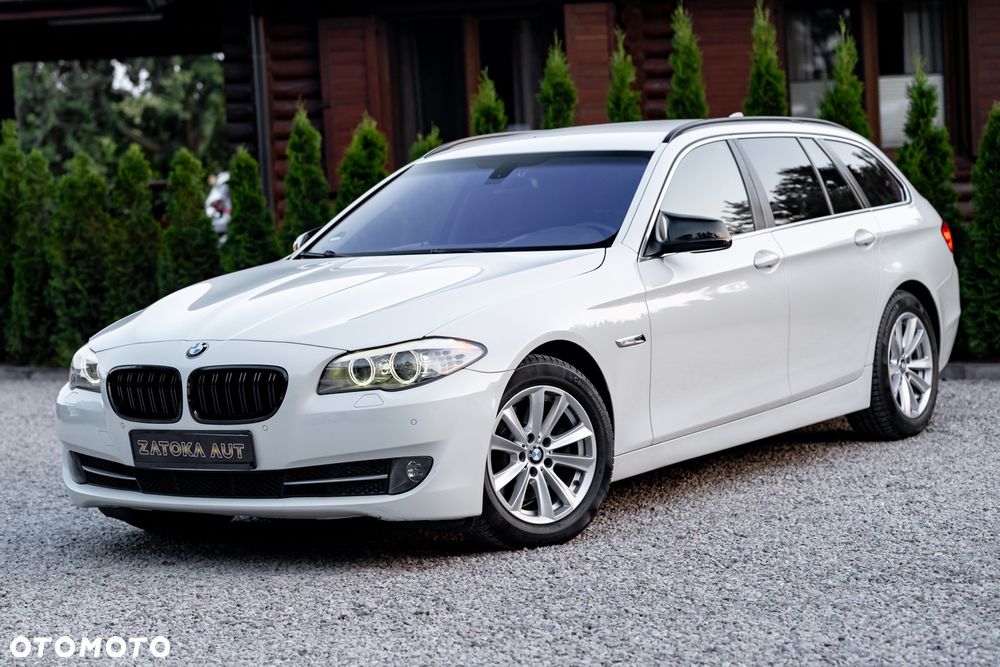 BMW Seria 5 520d Sport-Aut - 2