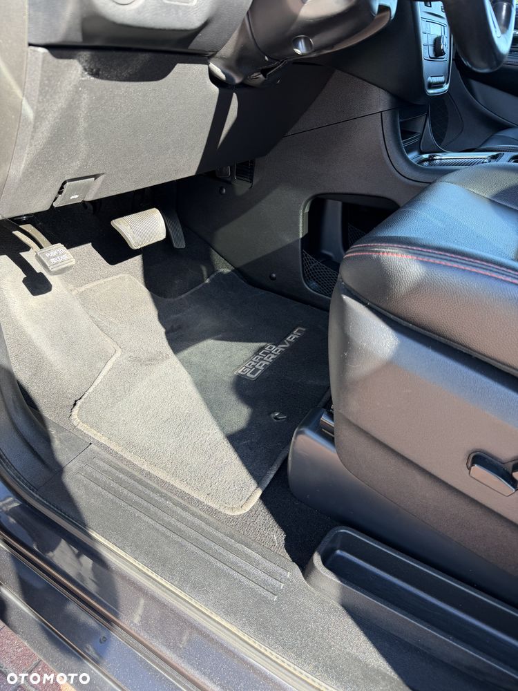 Dodge Grand Caravan 3.6 Express - 23