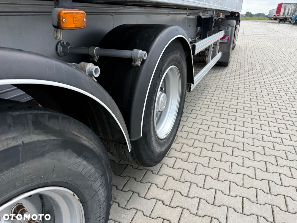 Trailor BENALU / TRAILOR / 52M3 / PALETOWA / NOWE OPONY / CALA ALUMINIOWA / PODNOSZONA OŚ / Z FRANCJI / STAN BDB / / / - 16