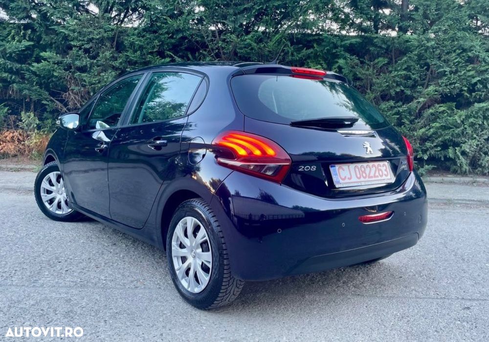 Peugeot 208 PureTech 110 Stop & Start Allure - 5