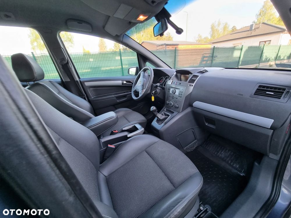Opel Zafira 1.9 CDTI Cosmo - 14