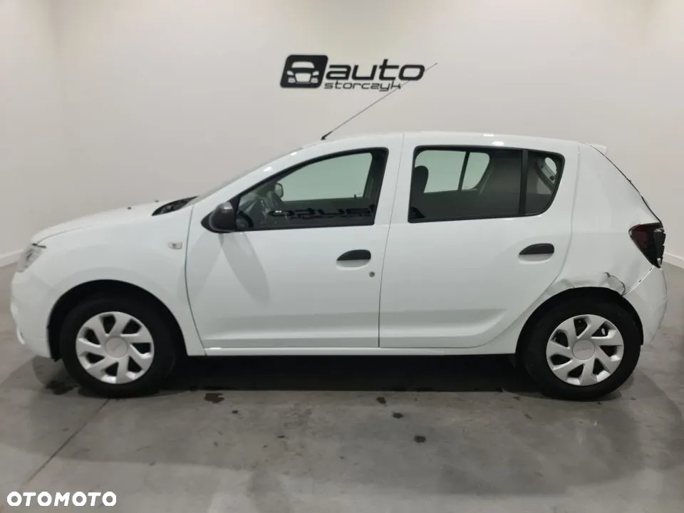 Dacia Sandero SCe 75 Essential - 4