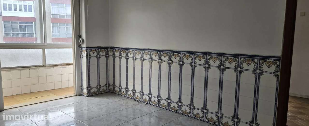 Apartamento T1 com 53 m² – Excelente Localização junto ao Strada - Grande imagem: 3/10