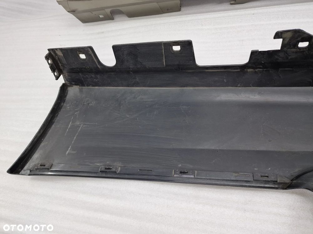 BMW E92 / E93 06- PRAWA LISTWA PROGOWA / NAKŁADKA PROGU , NR 51777130874 , NR AUKCJI PR263 - 7