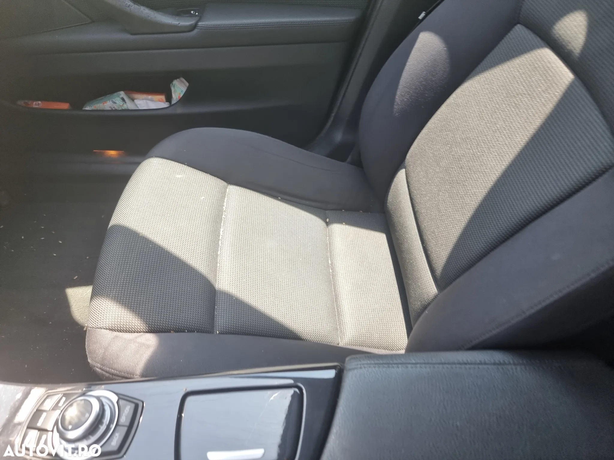 BMW Seria 5 530d xDrive Touring - 17