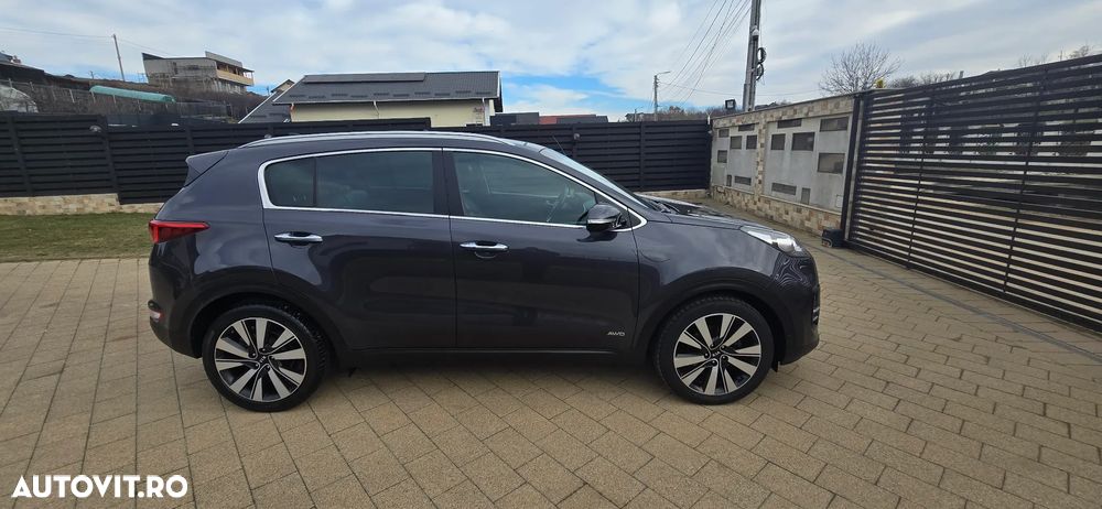 Kia Sportage 2,0 CRDI AWD Aut. Platinum - 9