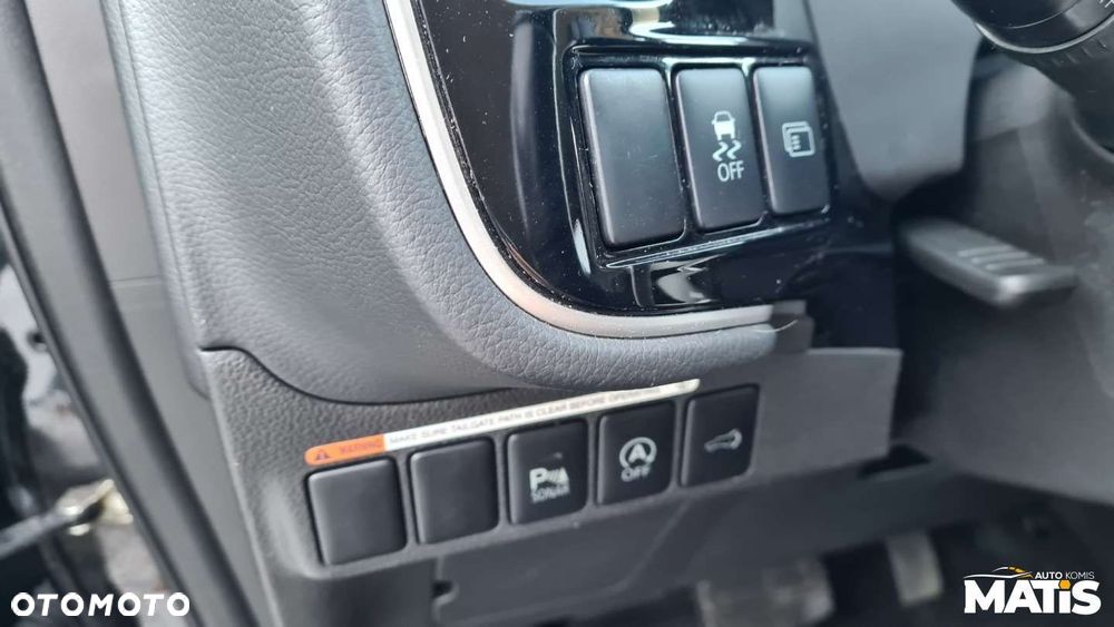 Mitsubishi Outlander - 35