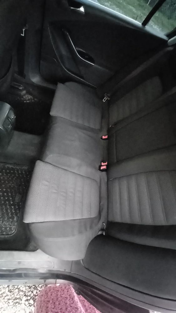 Volkswagen Passat 2.0 TDI Trendline DPF - 6