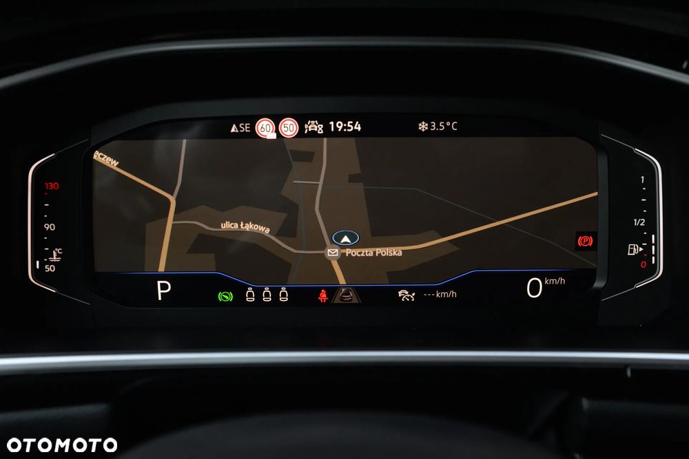 Volkswagen T-Roc - 32