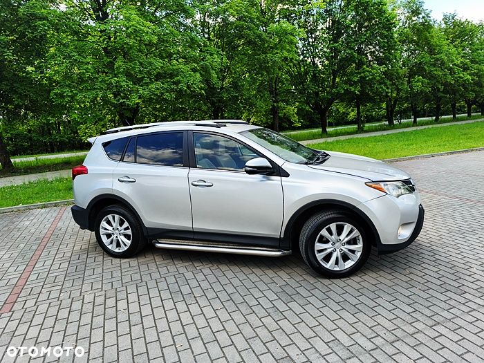 Toyota RAV4 - 16