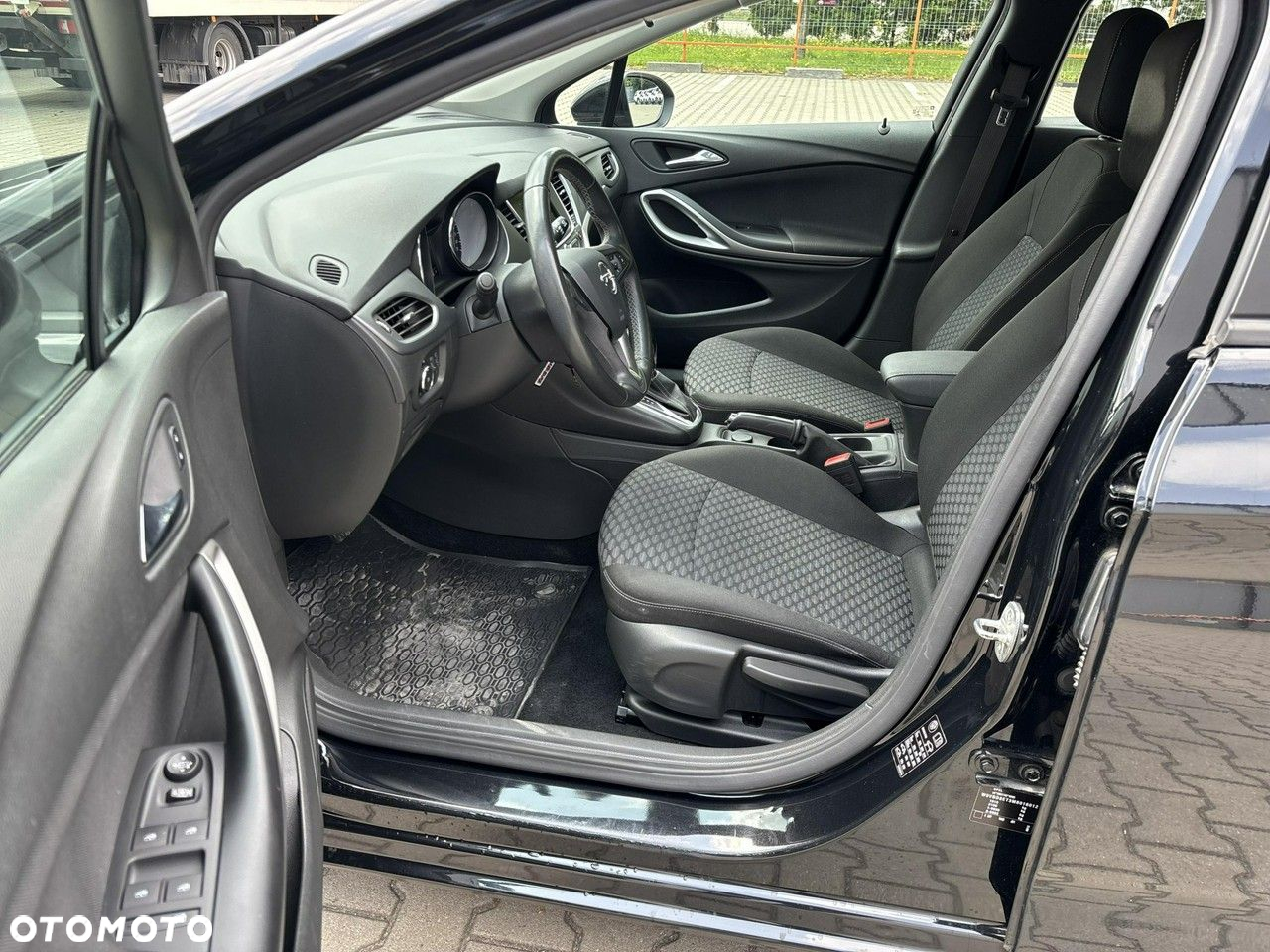 Opel Astra - 11