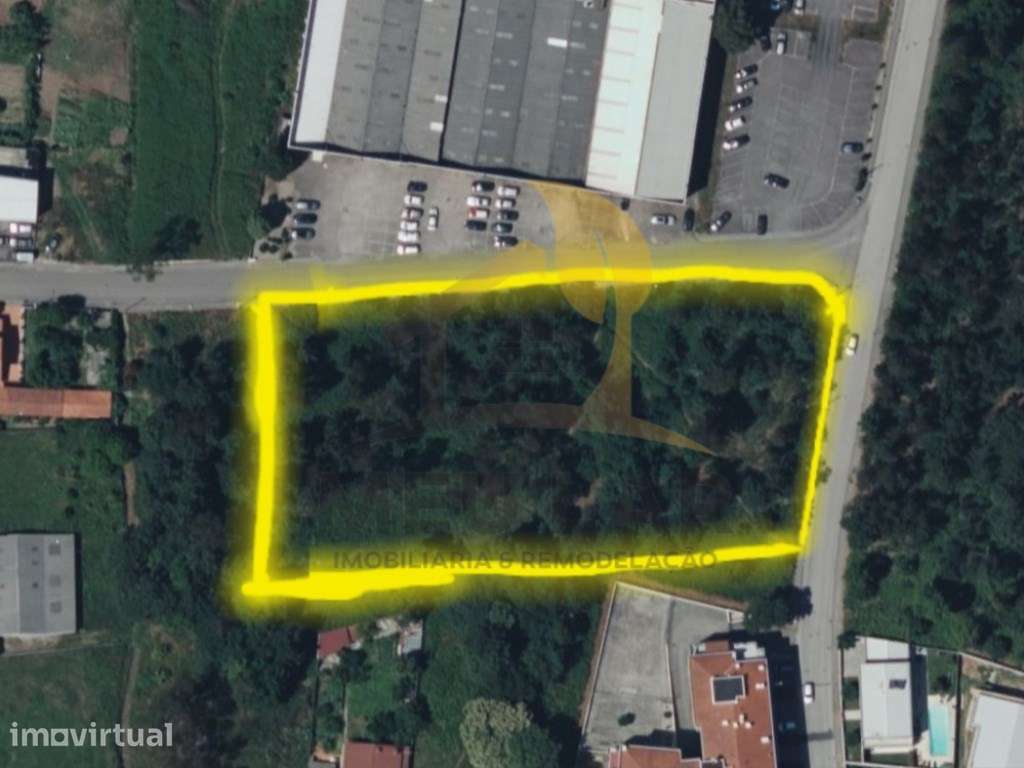 Terreno com ótima localização - Grande imagem: 3/3