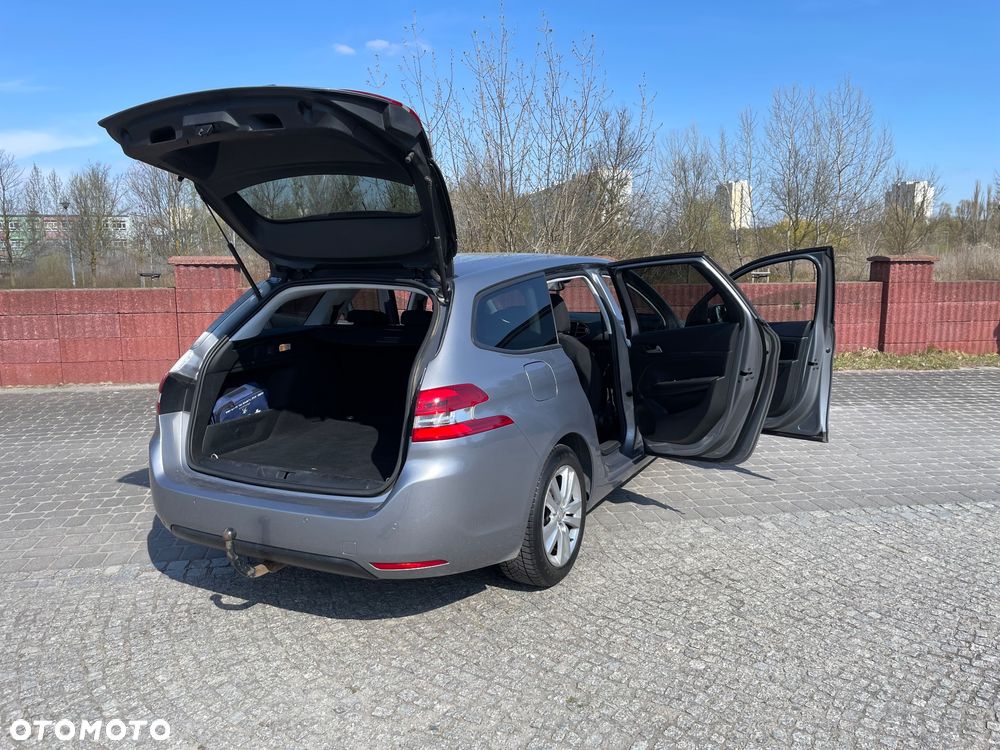 Peugeot 308 1.2 PureTech GPF Allure S&S - 14