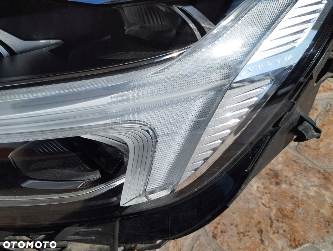 Lampa lewa FULL LED Volvo XC60 II 31420417 - 2
