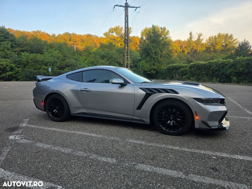 Ford Mustang - 20