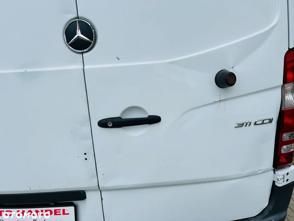Mercedes-Benz Sprinter - 8