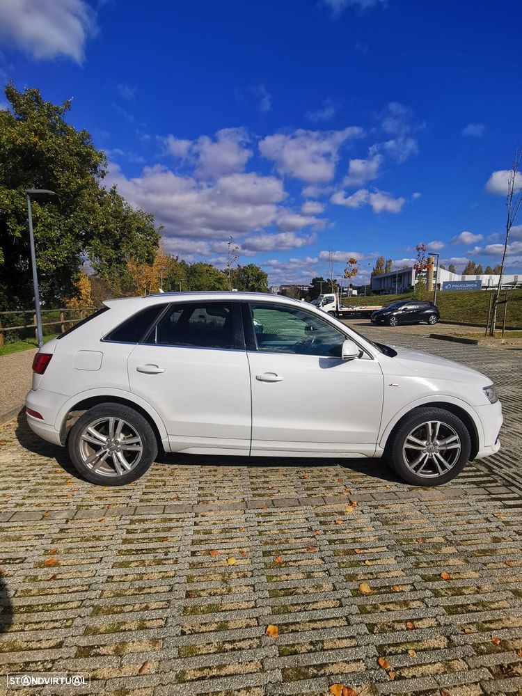 Audi Q3 2.0 TDI S-line - 3