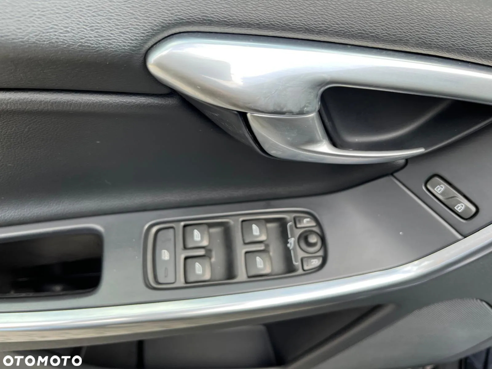 Volvo XC 60 - 19