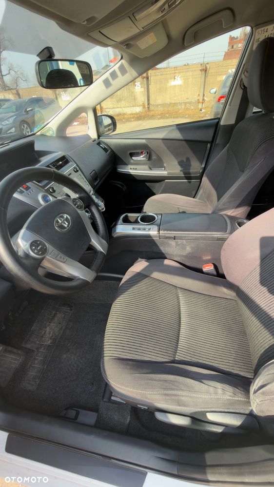 Toyota Prius+ (Hybrid) Comfort - 9