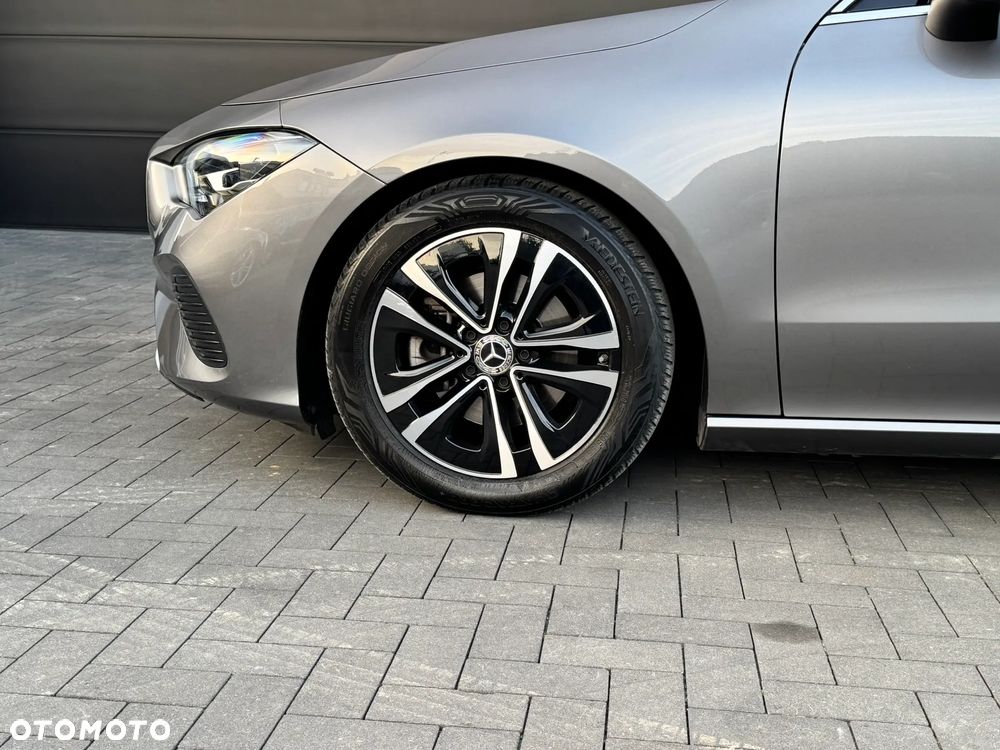 Mercedes-Benz CLA 200 Progressive 7G-DCT - 27