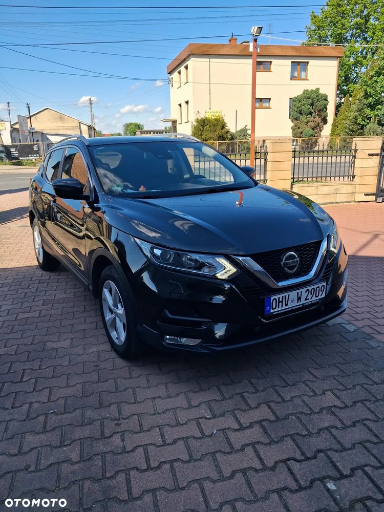 Nissan Qashqai - 2