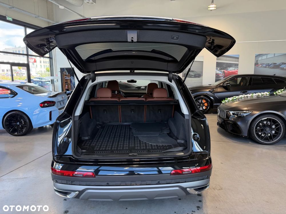 Audi Q7 - 30