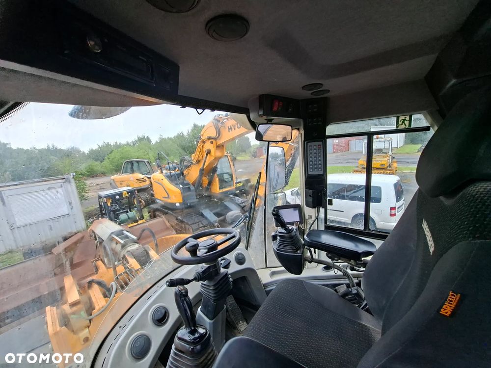 Liebherr L580 XPOWER - 17