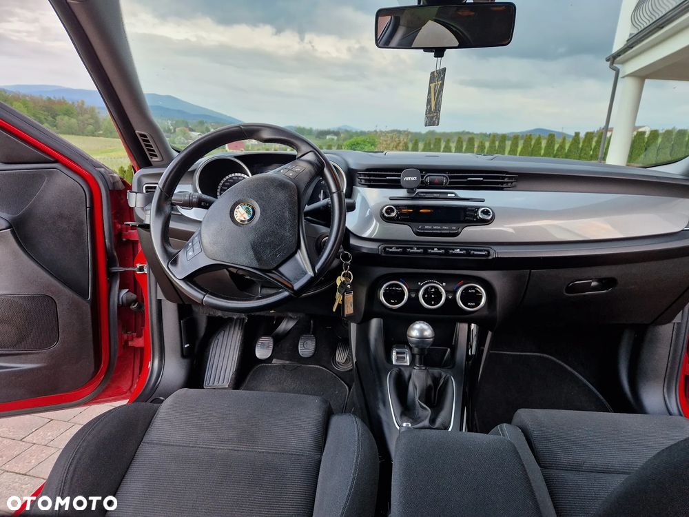 Alfa Romeo Giulietta 2.0 JTDM Distinctive - 5
