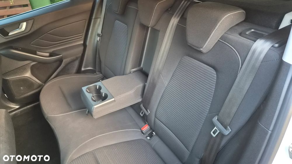 Ford Focus - 17