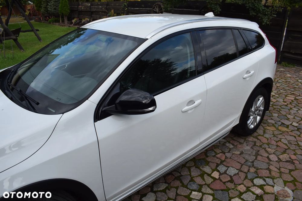 Volvo V60 Cross Country 2017 photo 4