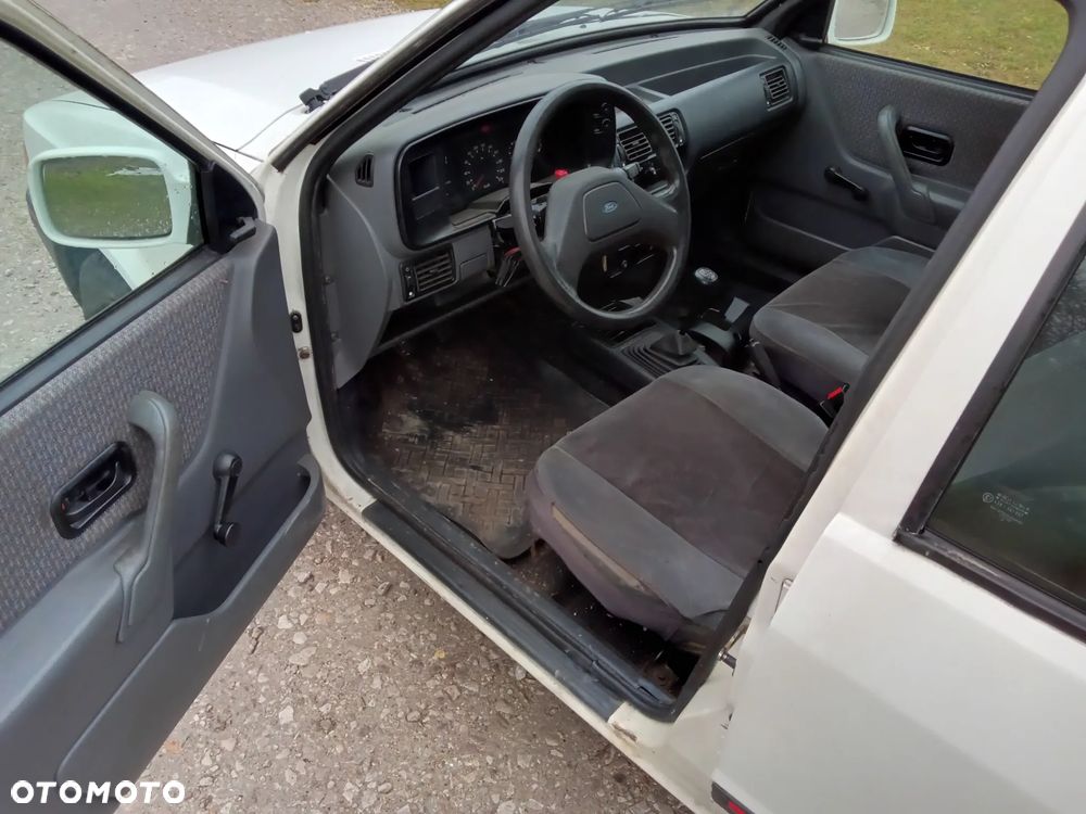 Ford Escort 1.8 D CL - 7