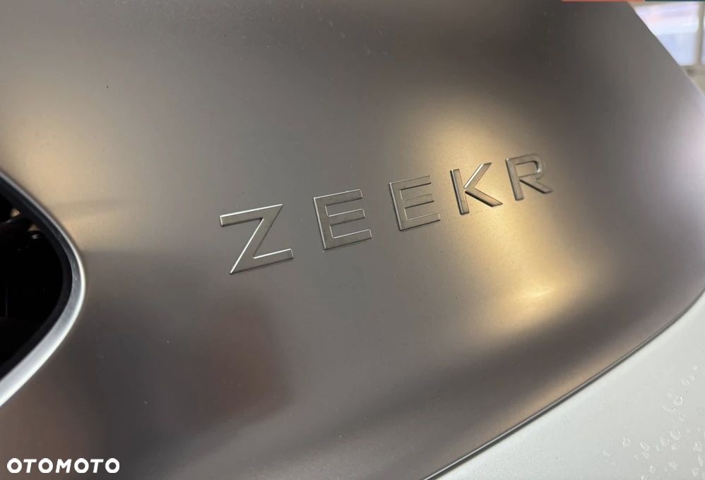 ZEEKR Inny - 14