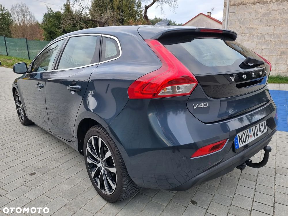 Volvo V40 D2 Inscription - 17