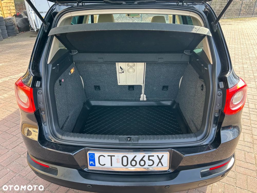 Volkswagen Tiguan 2.0 TDI DPF 4Motion BlueMotion Technology Lounge Sport & Style - 10