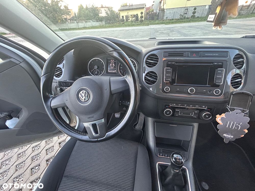 Volkswagen Tiguan - 9