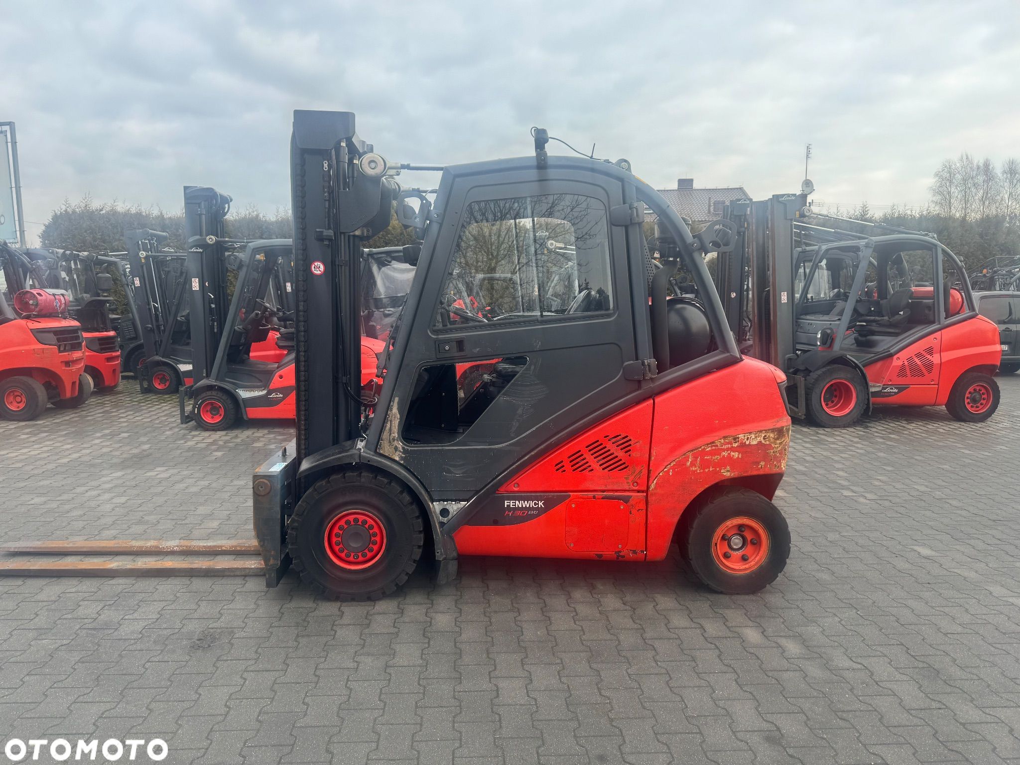 Linde Linde H30 EVO pozycjoner przesuw kabina 4 sekcje h25 h35 toyot - 1