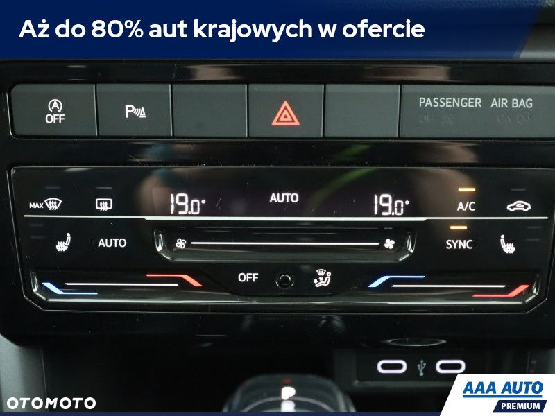 Volkswagen T-Cross - 13