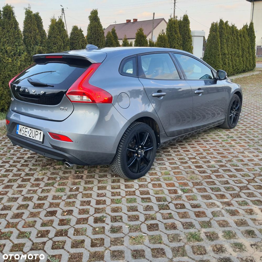 Volvo V40 D4 Geartronic Momentum - 2