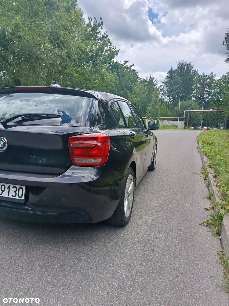 BMW Seria 1 116d EfficientDynamics Sport Line - 14