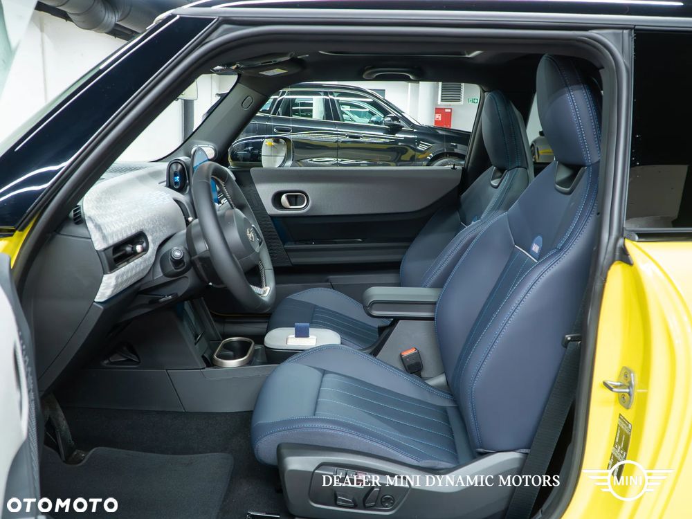 MINI Cooper S Favoured Trim - 13