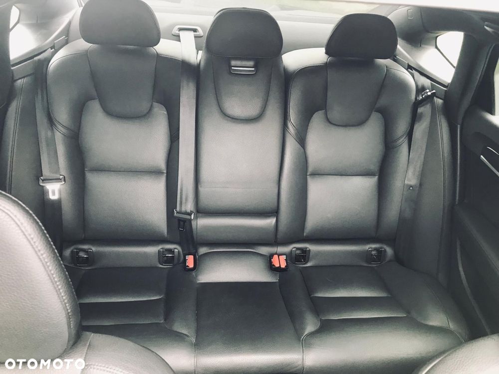 Volvo S90 T5 Geartronic Momentum - 18