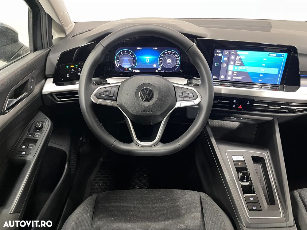 Volkswagen Golf 1.0 eTSI DSG MHEV Life - 7