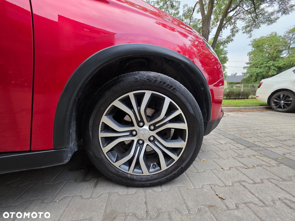 Mitsubishi Outlander 2.0 Intense + CVT - 27