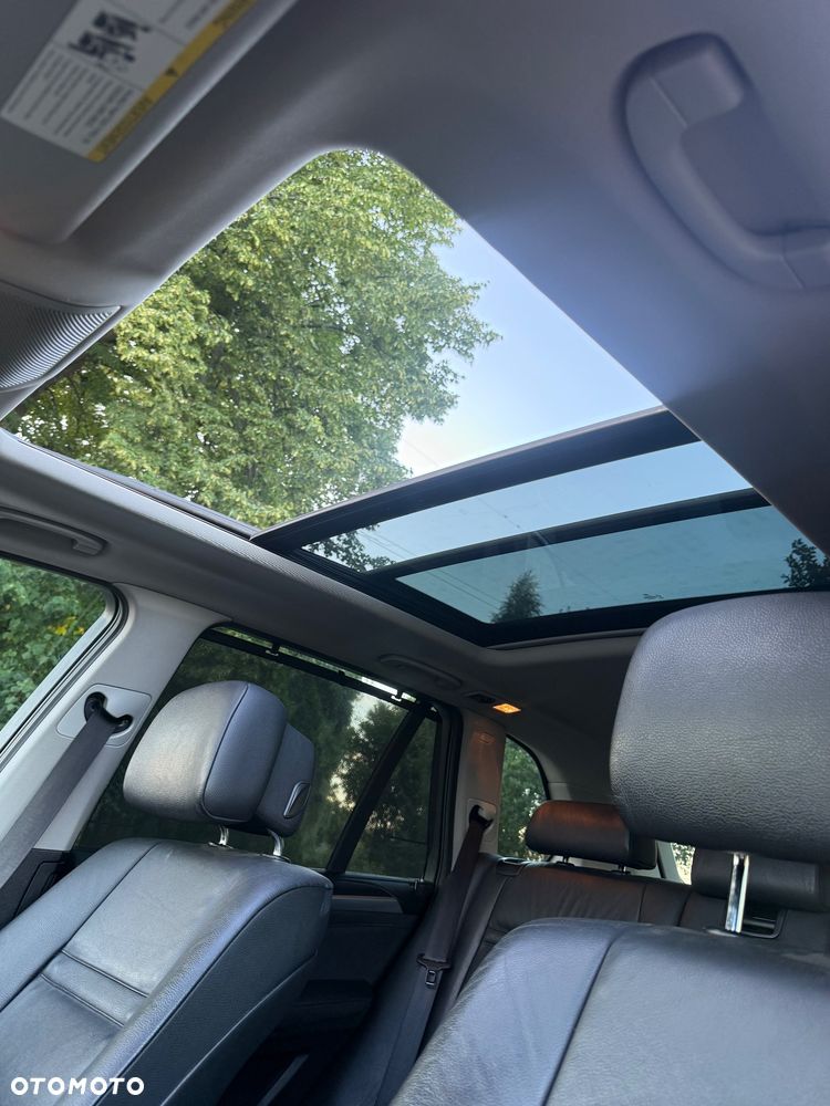 BMW X5 xDrive35i Edition Exclusive - 26