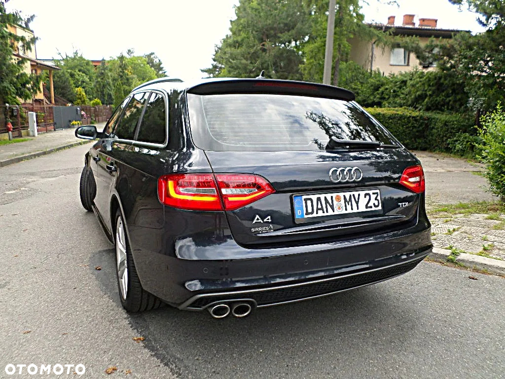 Audi A4 Avant 2.0 TDI DPF clean diesel S line Sportpaket - 3