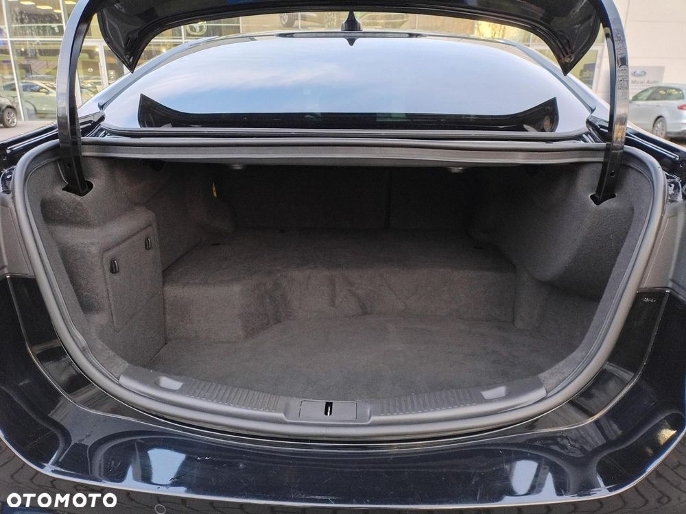 Ford Mondeo 2.0 Hybrid Titanium - 27