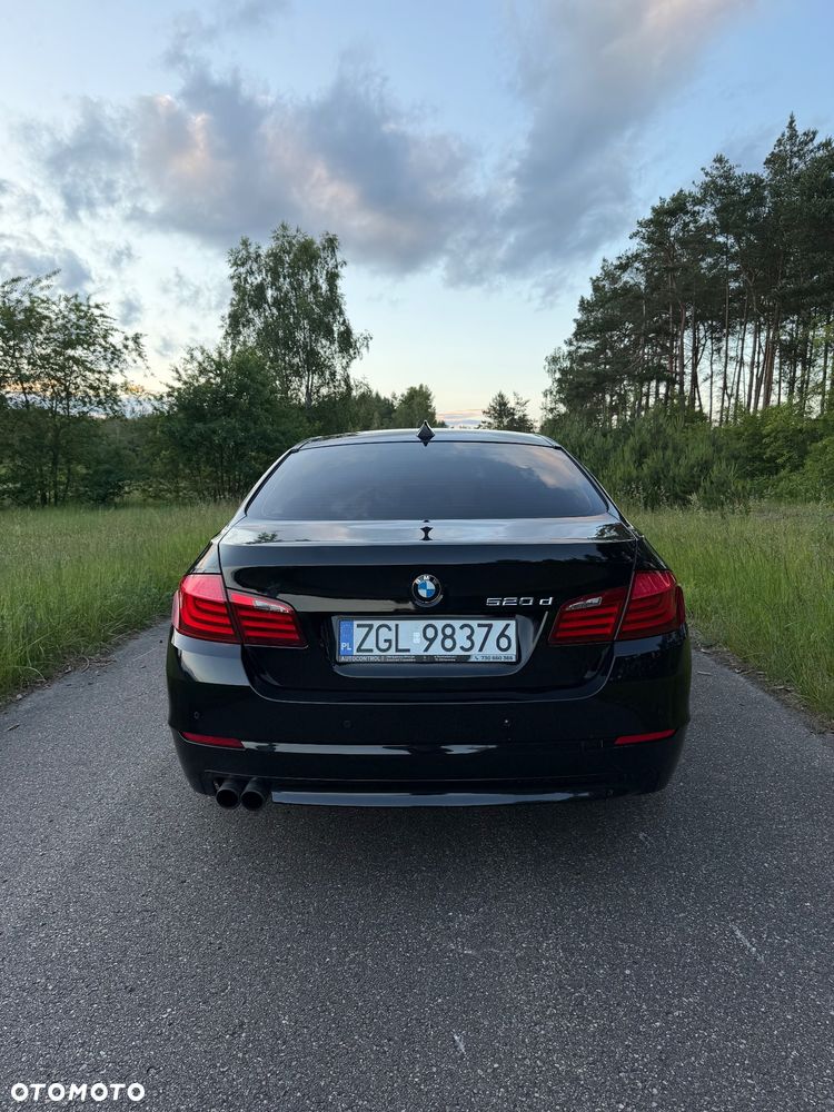 BMW Seria 5 520d - 4