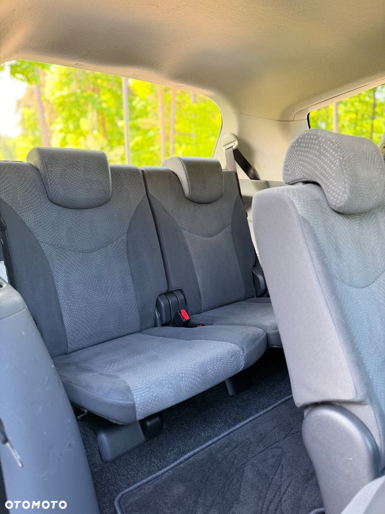 Toyota Prius+ (Hybrid) Executive - 12