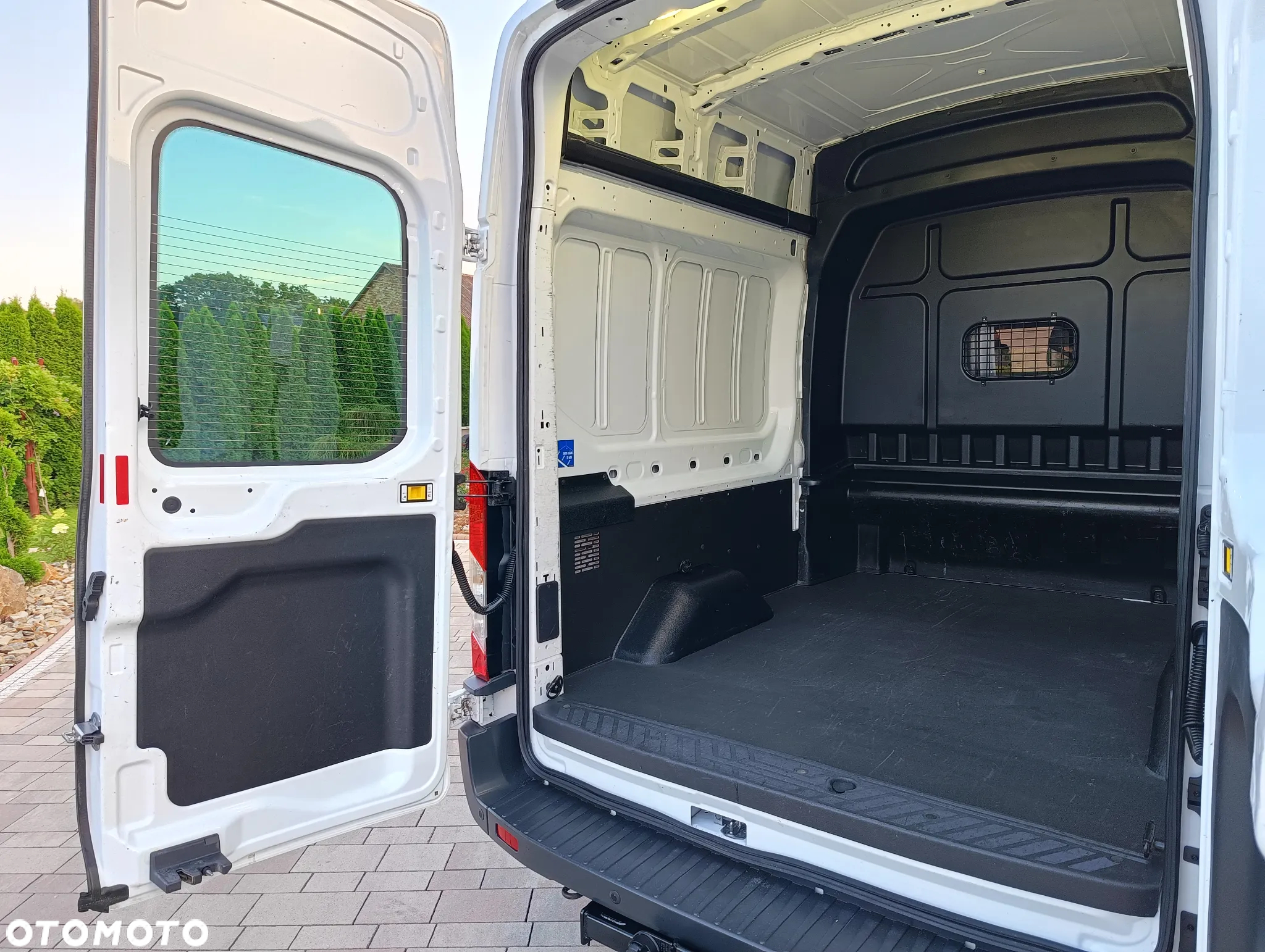 Ford Transit - 27