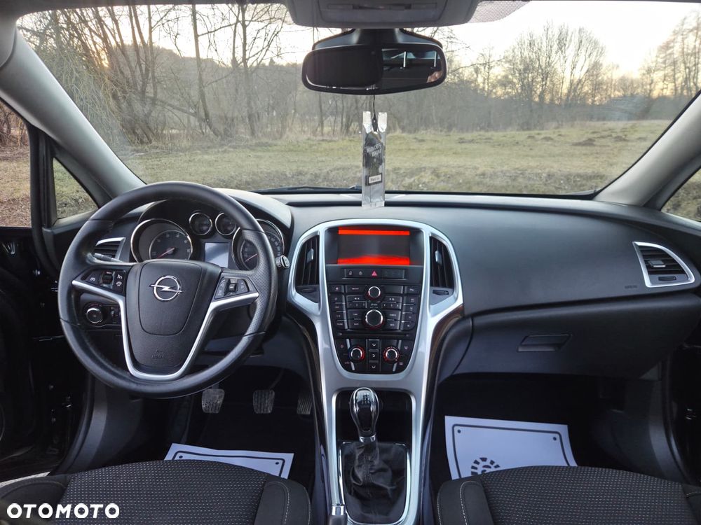 Opel Astra - 16